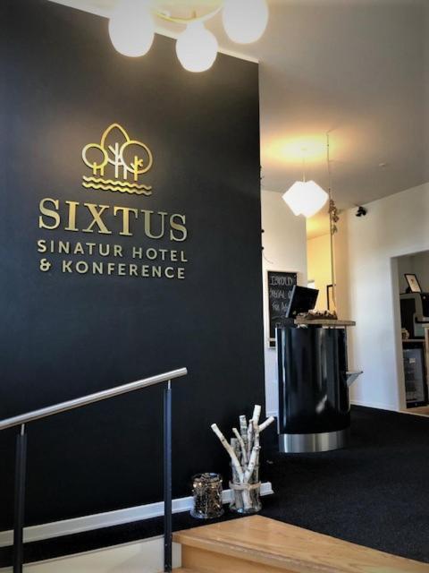 Sixtus Sinatur Hotel & Konference Middelfart Buitenkant foto
